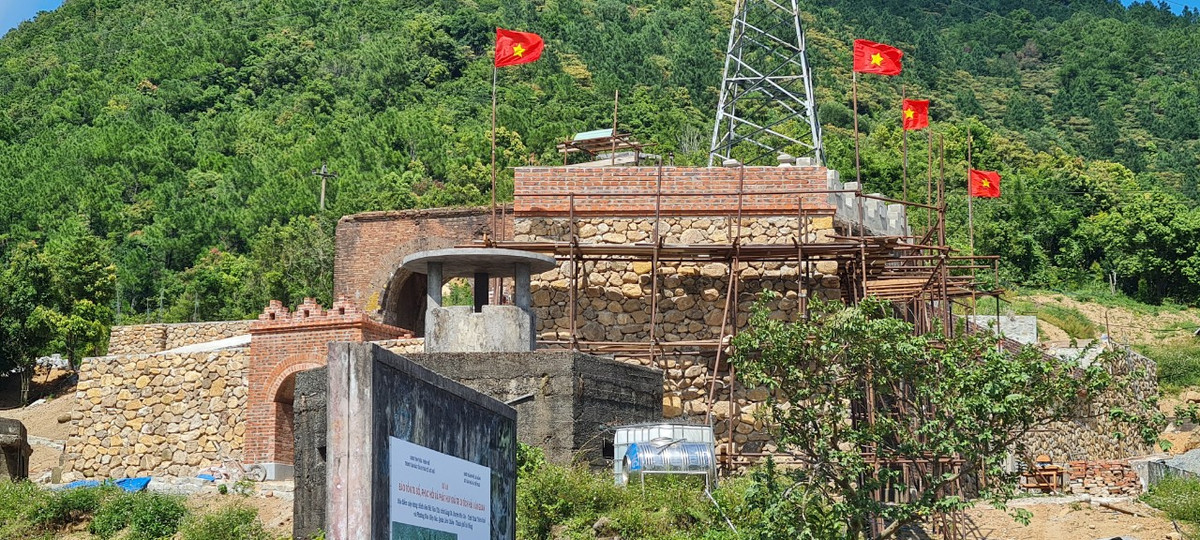 i tích Hải Vân Quan hiện đang được trùng tu, tu bổ với tổng kinh phí hơn 42 tỷ đồng do Thừa Thiên Huế và Đà Nẵng đóng góp,