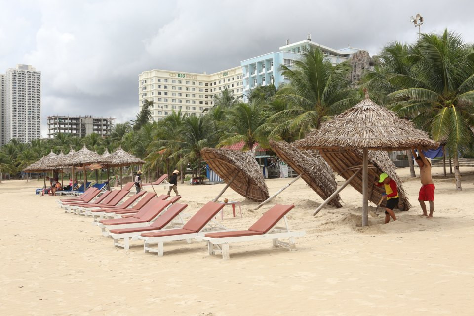 Dù đã được hạ xuống.