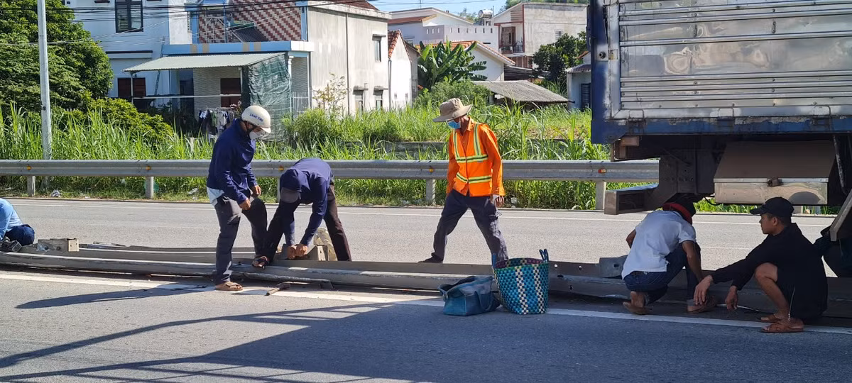 Công tác khắc phục sự cố đang được các lực lượng chức năng triển khai.