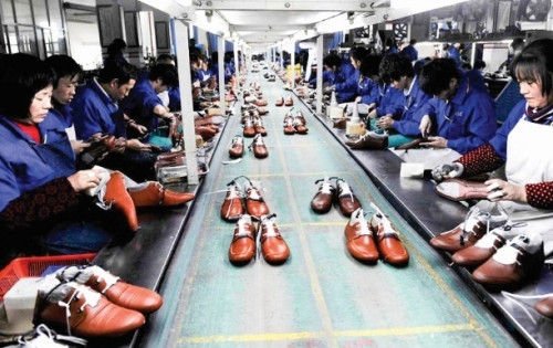 Ngành da giày Việt Nam trong năm 2018 được dự báo có sức bật tốt hơn năm 2017.