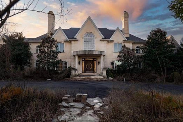 Dinh thu bo hoang 15 nam con ca dong hang hieu chua “dap hop”