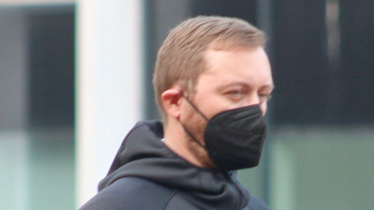 Nam canh sat lam dung nhieu phu nu trong khi lam nhiem vu