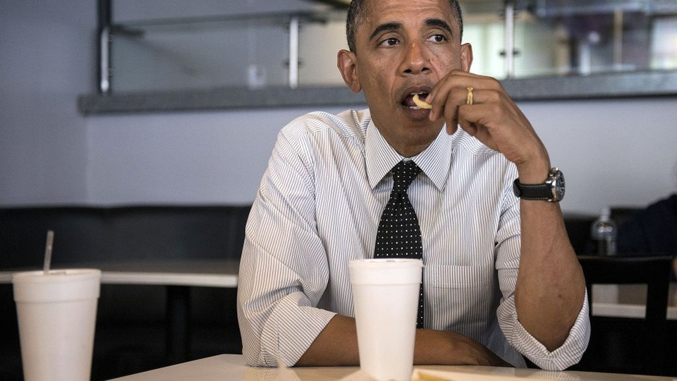 Khoai tây chiên kiểu Pháp, burger... là những món ăn thường xuyên xuất hiện trong thực đơn ăn uống của cựu Tổng thống Barack Obama.