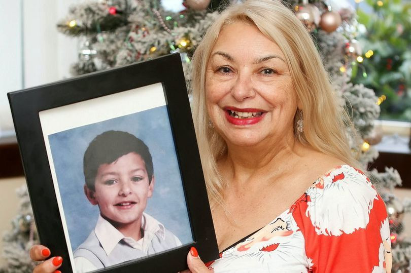 Tưởng con trai chết 10 năm trước, bà mẹ bất ngờ nhận tin sốc Tuong con trai chet 10 nam truoc, ba me bat ngo nhan tin soc