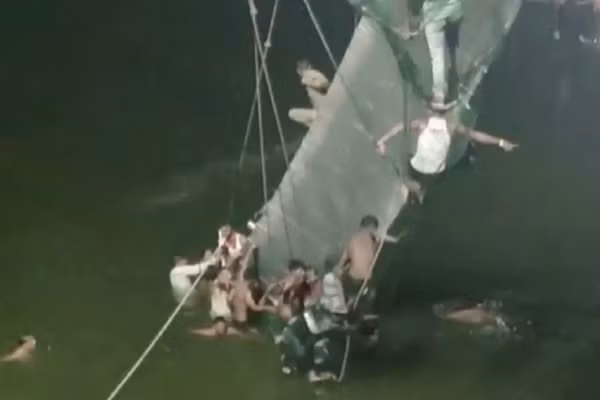 Nghi pham trong vu sap cau An Do khai su co do “y troi”