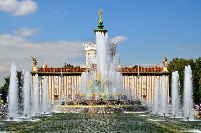 Chiem nguong 15 dai phun nuoc dep nhat o Nga-Hinh-5