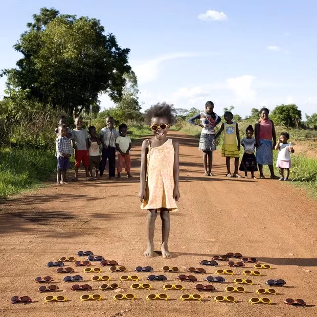 Bo anh dang yeu ve tre em khap the gioi khoe do choi-Hinh-12