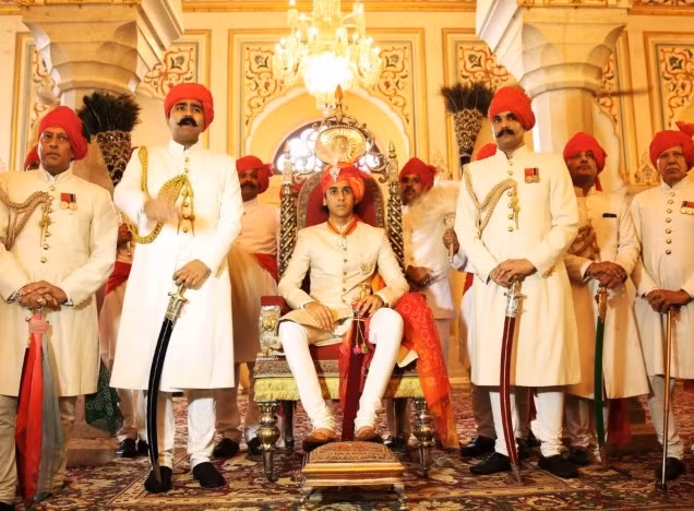 Ve dep trai nhu tai tu cua vi vua tre o An Do-Hinh-10