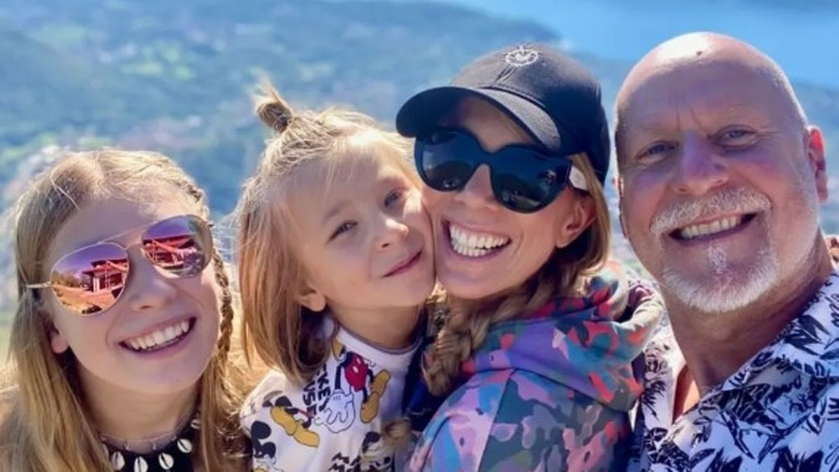 Hinh anh trieu phu Duc cung gia dinh truoc khi tu nan