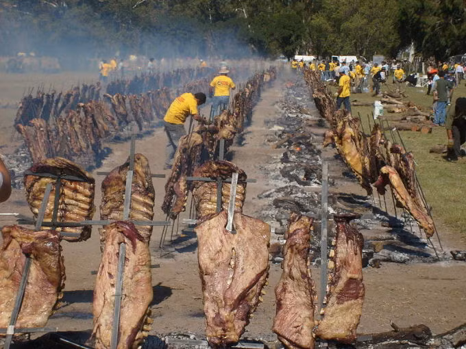 Mon dac san thit nuong tang cua Argentina ma Messi cung yeu thich-Hinh-2
