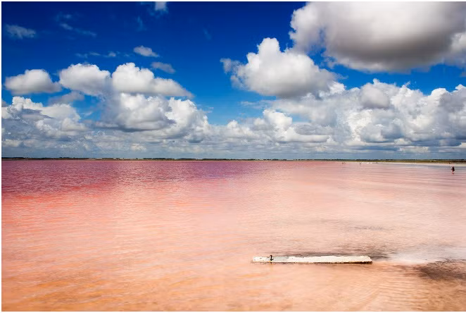 Nhung ho nuoc mau me xanh- do- tim-vang doc dao nhat nuoc Nga-Hinh-4