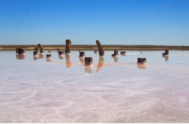 Hồ vàng ở Vùng Volgograd: Golden Lake là hồ muối lớn nhất ở châu Âu (diện tích của nó bao gồm hơn 1502 km, hay 93 dặm), nằm ở phía nam của Nga trong Vùng Volgograd.