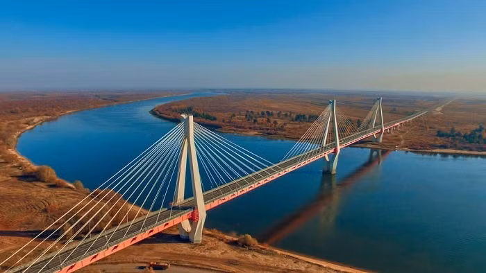 Nhung cay cau vi dai nhat trong lich su Nga-Hinh-3