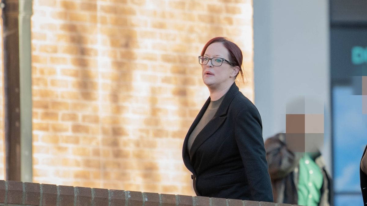 Quá say xỉn, người phụ nữ đâm chết bạn trai không hay biết Qua say xin, nguoi phu nu dam chet ban trai khong hay biet