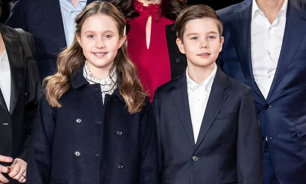 Cặp song sinh Hoàng gia sinh ngày 8/1/2011, là người thừa kế thứ 4 và thứ 5 của ngai vàng Đan Mạch, xếp sau cha và 2 anh chị.