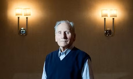 Ảnh chụp ông Kazimierz Piechowski năm 2011.