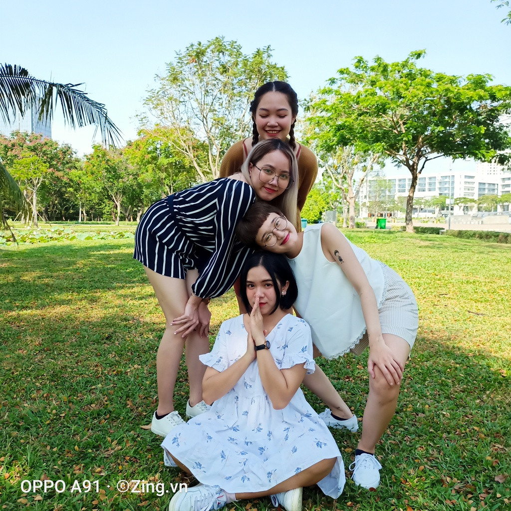 Bỏ túi những dáng pose style “anh em mình”.