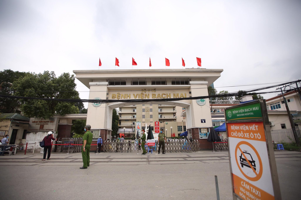 Covid-19: BV Bach Mai the nao trong ngay dau 
