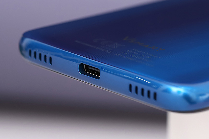 Sử dụng chân sạc type C, đối với nhiều điện thoại giá rẻ việc sử dụng chân sạc type C là một điểm cộng cho Star 3.