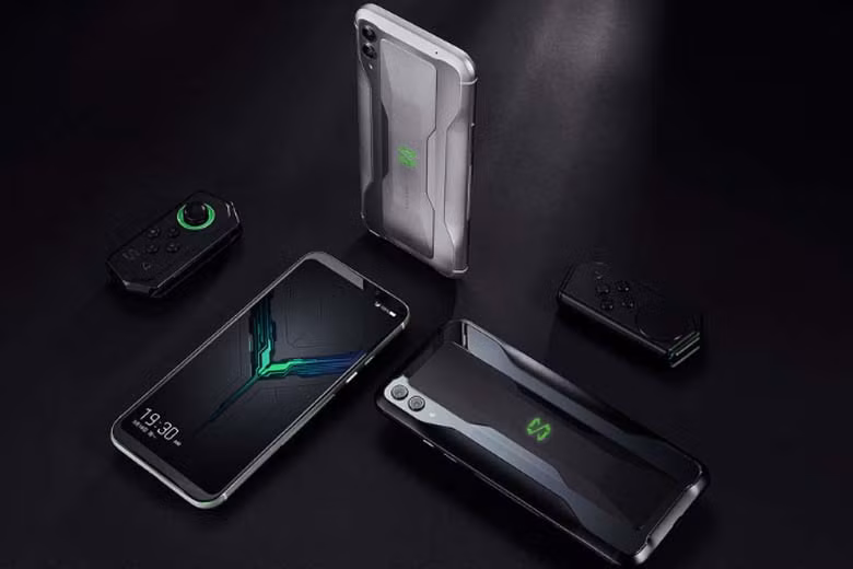 Đặc biệt, Black Shark 3 sử dụng màn hình có tần số quét 90Hz, thực sự bao hàm chức năng hiển thị tốc độ khung hình cao của hầu hết các trò chơi chính thống trong khi tính đến hiệu năng độ nét cao của trò chơi.