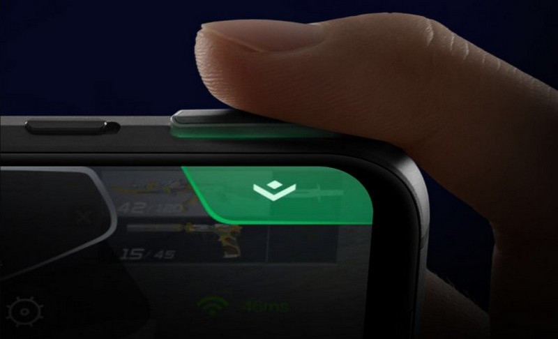 Black Shark 3 sử dụng màn hình AMOLED 6,67 inch hỗ trợ tốc độ làm mới 90Hz và Tencent Black Shark Gaming Phone 3 Pro sử dụng màn hình lớn 7.1 inch với các thông số độ phân giải 2K + + 90Hz và hỗ trợ 10bit