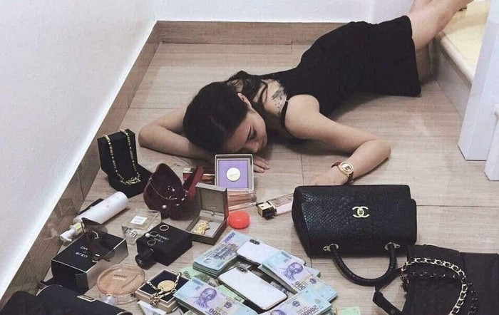 Phụ nữ có tiền là kiểu phụ nữ, trong tình yêu hết mình nhưng không bi luỵ. Hi sinh nhưng không bất chấp, tin tưởng nhưng không si mê. (ảnh minh họa)