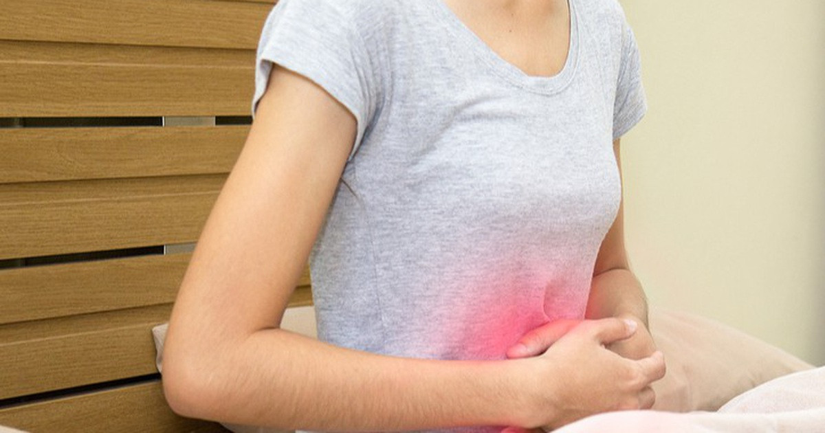 Thứ sáu, viêm tụy bất ngờ. Nếu viêm tụy đột ngột xuất hiện có thể là viêm tụy do khối u tụy chèn ép, lúc này bạn cần đến bệnh viện để làm các kiểm tra, xét nghiệm về tuyến tụy ngay.