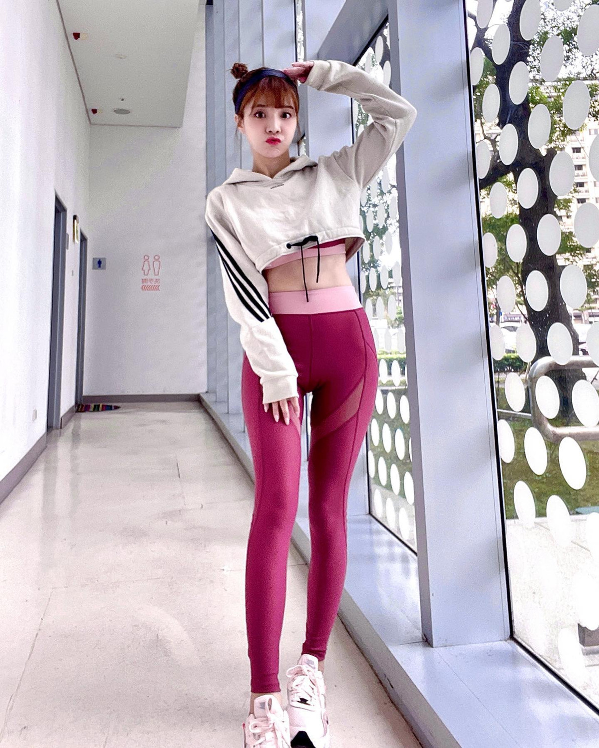 Để có được thân hình vạn người mê này, Lâm Ngải Dung đã tập luyện rất chăm chỉ và thực hiện chế độ ăn uống nghiêm ngặt.