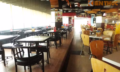 Canh diu hiu kho tin o loat TTTM Parkson Ha Noi, TP HCM-Hinh-2