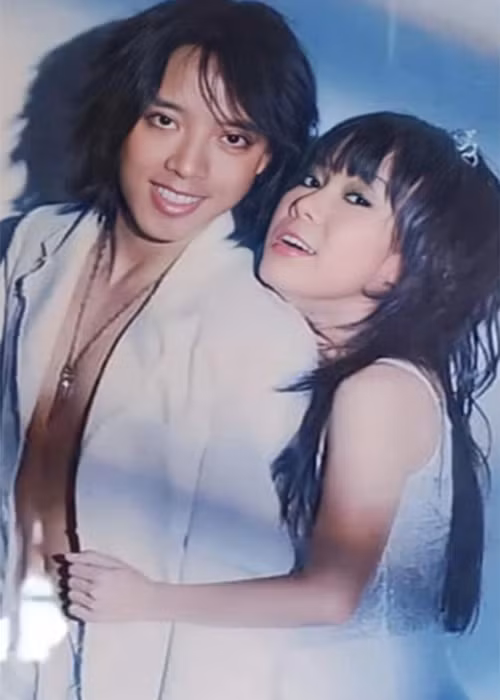 Năm 2006, Việt Hương kết hôn với Hoài Phương. Đây là lần thứ hai cô lên xe hoa. Ảnh: Dân Việt