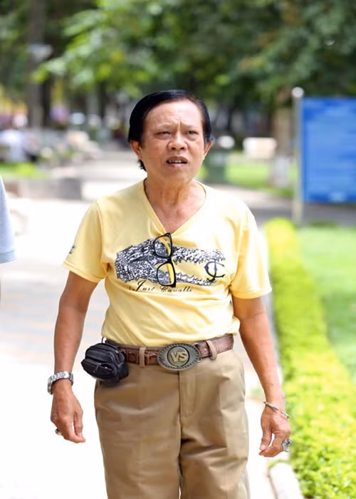 Nhạc sĩ Vinh Sử có 6 người con. Ông đã lo lắng và gây dựng cho cả 6 đứa con được học hành có sự nghiệp. Ảnh: Dân Việt