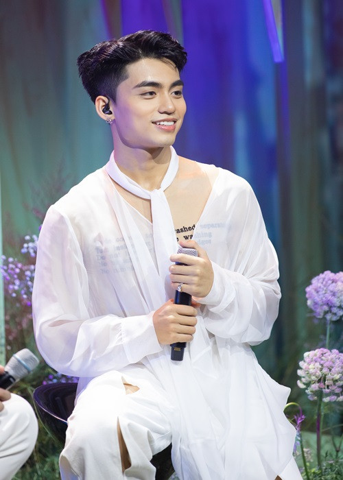 Em trai Son Tung M-TP tai nang sao… noi got anh vao showbiz?