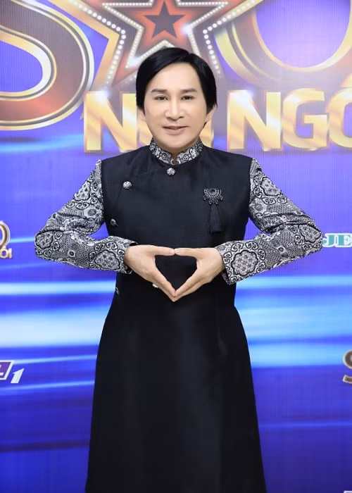 Những năm gần đây, nghệ sĩ Kim Tử Long vẫn tích cực hoạt động nghệ thuật. Anh còn thường xuyên tham gia các gameshow. Ảnh: Thế giới điện ảnh