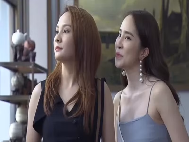 Trên báo chí, Quỳnh Nga chia sẻ rằng cô thấy Nhã giống yêu tinh. Nếu ở ngoài gặp một cô Nhã như trong “Về nhà đi con”, nữ diễn viên cho ăn đòn. Ảnh: Dân Việt