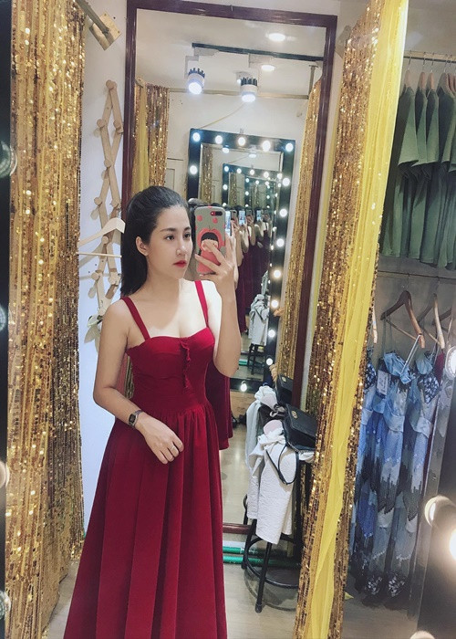 Vẻ ngoài hút mắt của Huyền Nguyễn khi chưa sinh con.