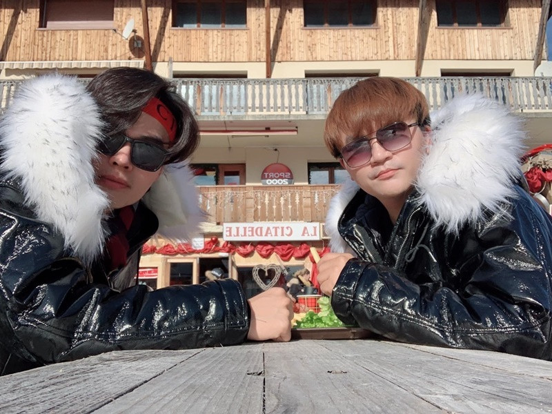 Đại Nghĩa từng chia sẻ, anh sẽ không phản hồi về tin đồn tình cảm với Tấn Phát bởi quan điểm tất cả những câu chuyện bên lề cuộc sống, công việc đều không trả lời. Ảnh: Yan