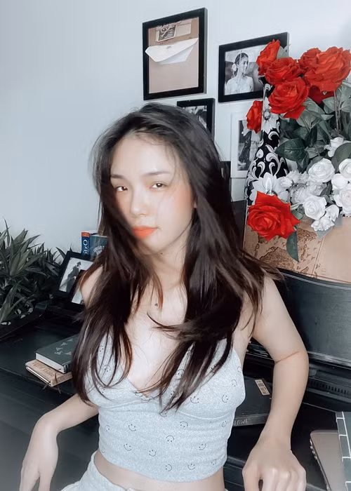 Nhật Hạ từng chia sẻ, nhiều người không tin cô đã có con, cứ tưởng cô mới 19, 20 tuổi.