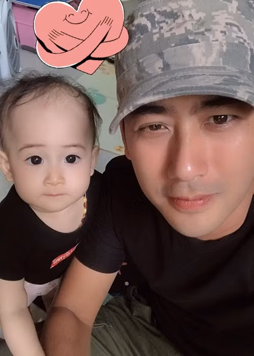 Bảo Anh từng tâm sự, anh nhớ con đến phát khóc những hôm đi đóng phim ở xa.