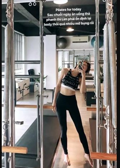 Salim cho biết, cô giảm mỡ bụng hiệu quả khi tập pilates. Ảnh: Vietanmnet