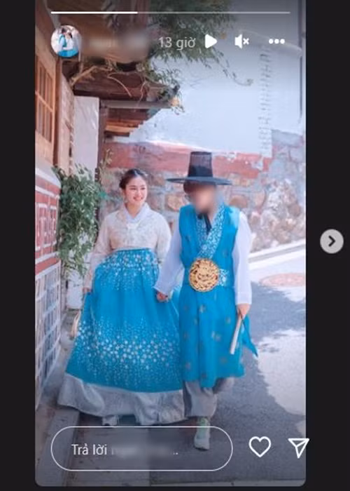 Nữ ca sĩ ngưng ca hát từ đầu năm nay để cùng người yêu điều hành công ty hoạt động trong lĩnh vực du lịch. Ảnh: Instagram