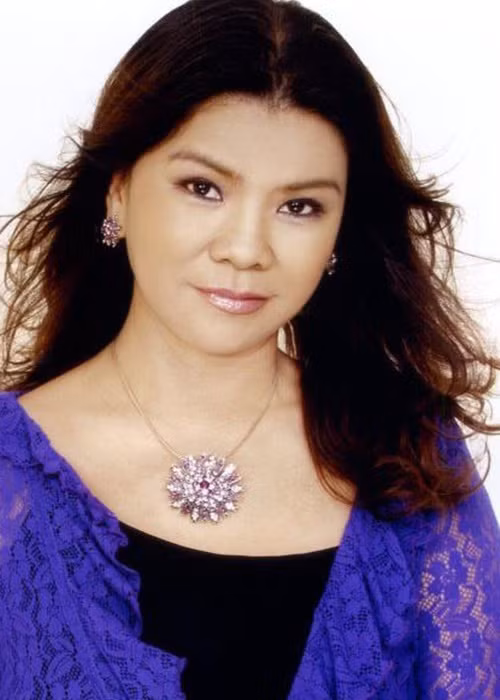 Bà sử dụng mạng xã hội để lưu giữ lại những hình ảnh đáng nhớ.