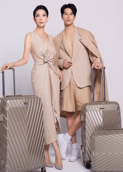 Xuân Lan chia sẻ về học trò trên Lao động: "Minh Kha là một chàng trai nỗ lực để đi lên, không chấp nhận đánh đổi. Em ấy lành tính và không đố kỵ với bạn bè. Đó là những phẩm chất cần để phát triển một cái tên thực lực trong tương lai. Khi còn hoạt động trong môi trường nghệ thuật thì tôi sẽ hỗ trợ Minh Kha mọi thứ một cách vô điều kiện".