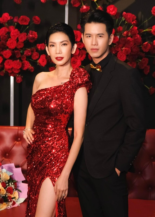 Minh Kha sinh năm 1993, đến từ Đồng Nai. Anh là á quân cuộc thi Quý ông hoàn mỹ 2022.