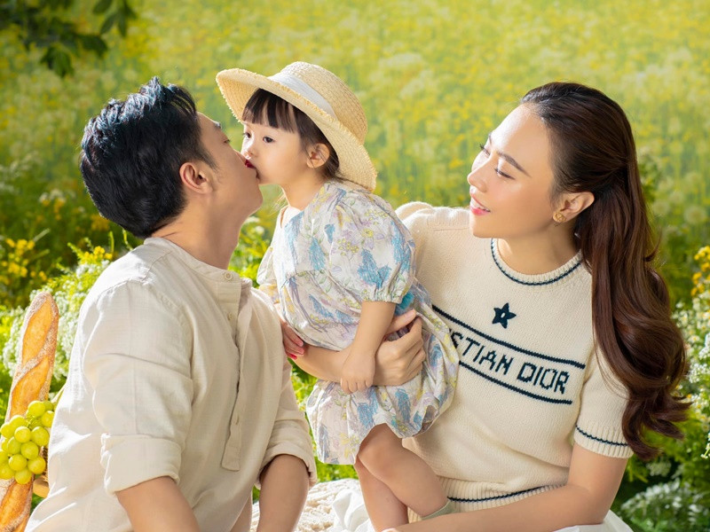 Trái ngọt hôn nhân giữa Đàm Thu Trang và Cường Đô la là cô con gái Suchin 2 tuổi.