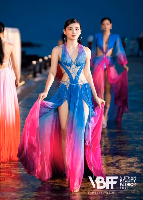 Mai Phương cao 1m7, sở hữu số đo ba vòng 77-62-90cm. Ảnh: FBNV