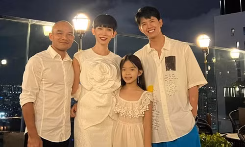 Xuan Lan dap tra tin don nham voi nguoi mau Minh Kha