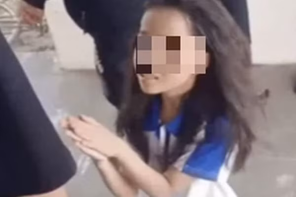 Vu nu sinh lop 6 bi tat, dap da man: Do mau thuan tu thoi tieu hoc!