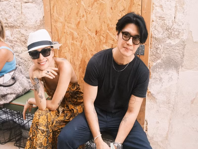 Huy Trần và Ngô Thanh Vân tận hưởng cuộc sống vợ chồng son ngọt ngào sau đám cưới hồi tháng 5/2022 tại Đà Nẵng.