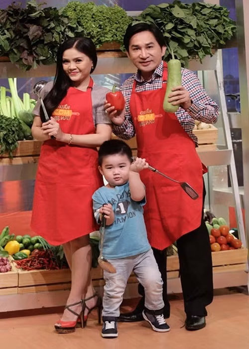 Hiện tại, cuộc hôn nhân giữa Kim Tử Long và Trinh Trinh vẫn hạnh phúc. Ảnh: Khám phá