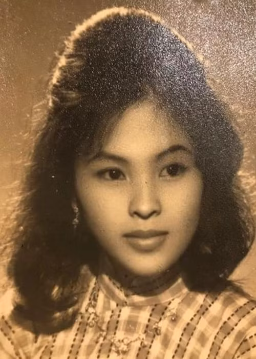 Bà nội của Lý Quí Khánh là một mỹ nhân ngày trẻ. Ảnh: FBNV